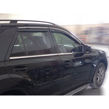 Дефлектори вікон Mercedes ML-class W-164 2005-2011 з нерж. хром полоскою-6